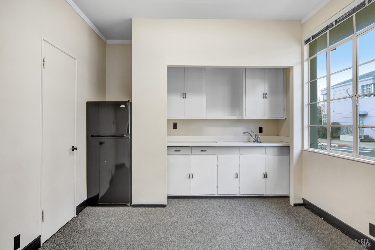 Detail Gallery Image 9 of 11 For 576 B St 1c,  Santa Rosa,  CA 95401 - – Beds | – Baths