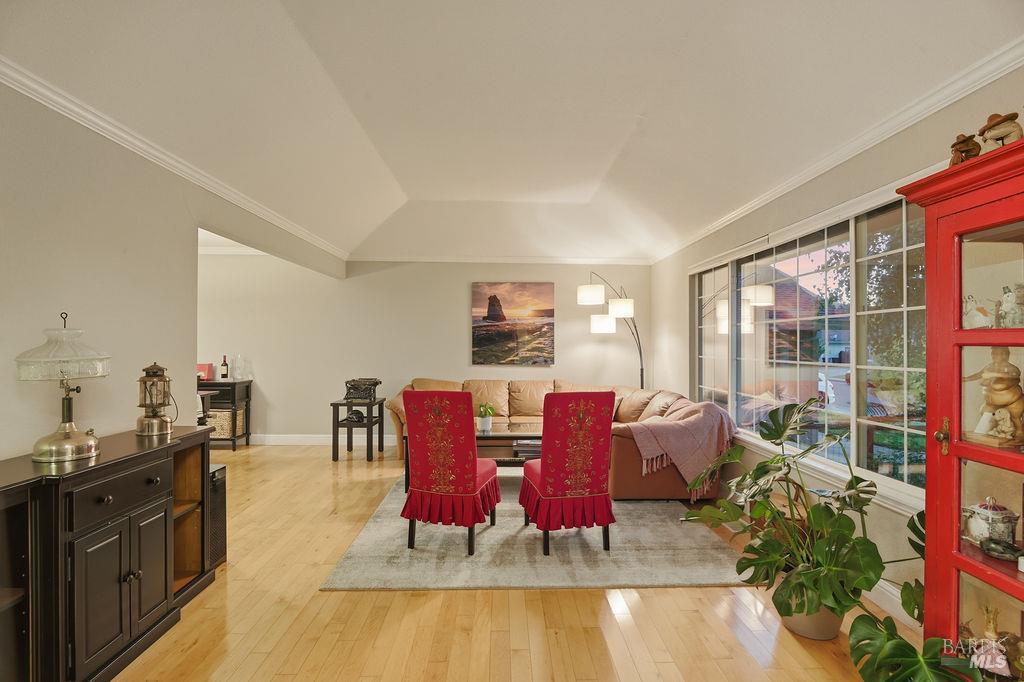 Detail Gallery Image 14 of 45 For 6190 San Gabriel Pl, Rohnert Park,  CA 94928 - 4 Beds | 2/1 Baths