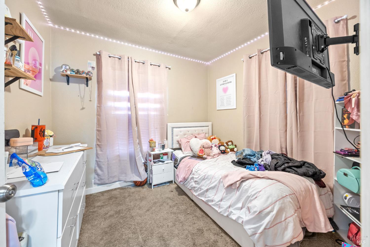 Detail Gallery Image 9 of 26 For 532 Almond Dr, Vallejo,  CA 94589 - – Beds | – Baths