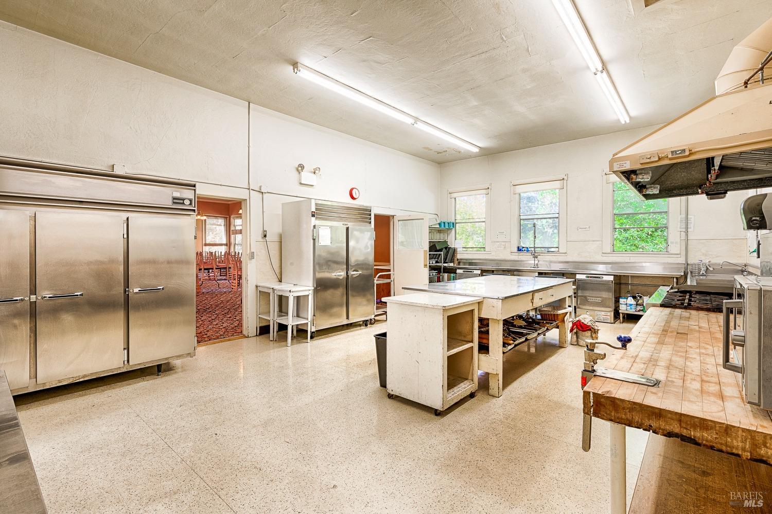 Detail Gallery Image 11 of 20 For 22776 Moscow Rd, Duncans Mills,  CA 95430 - – Beds | – Baths