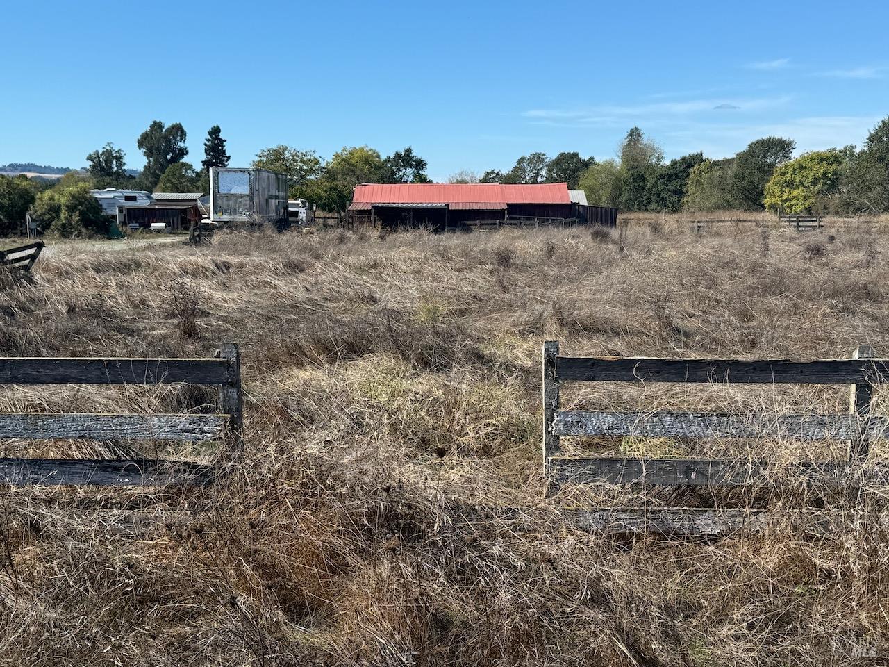 Detail Gallery Image 5 of 8 For 4001 Walker Ave, Santa Rosa,  CA 95407 - 3 Beds | 2 Baths