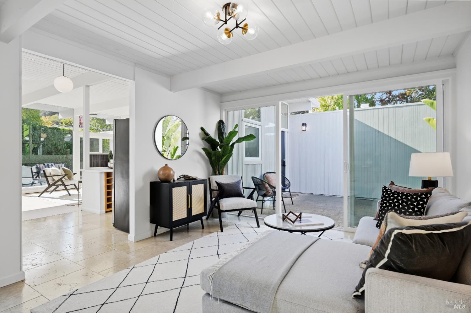 Detail Gallery Image 20 of 58 For 711 Montecillo Rd, San Rafael,  CA 94903 - 4 Beds | 2 Baths