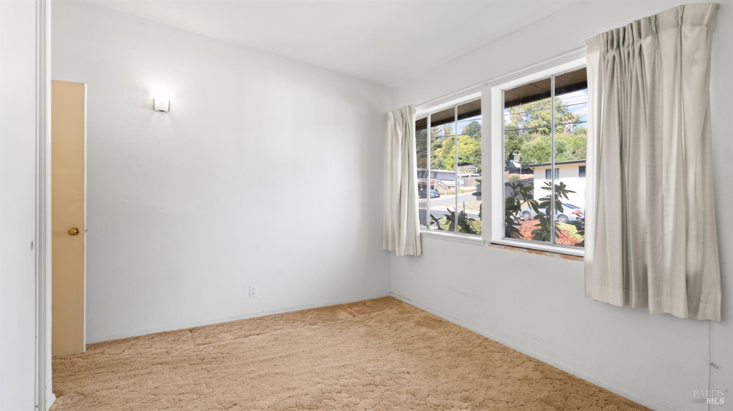 Detail Gallery Image 21 of 30 For 2742 Sheldon Dr, El Sobrante,  CA 94803 - 3 Beds | 2 Baths