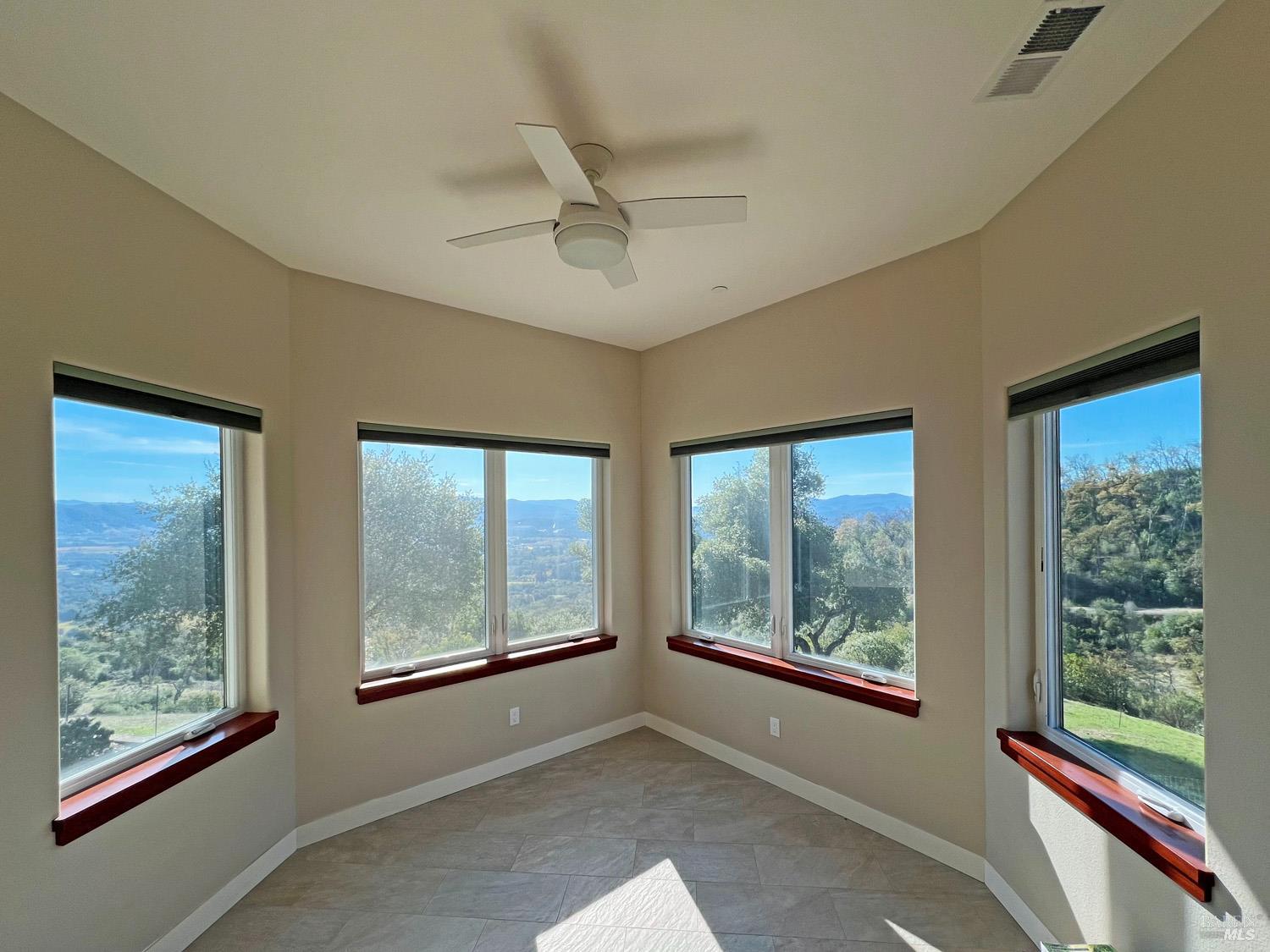 Detail Gallery Image 29 of 70 For 11401 Bakers Creek Rd, Redwood Valley,  CA 95470 - 2 Beds | 2/1 Baths