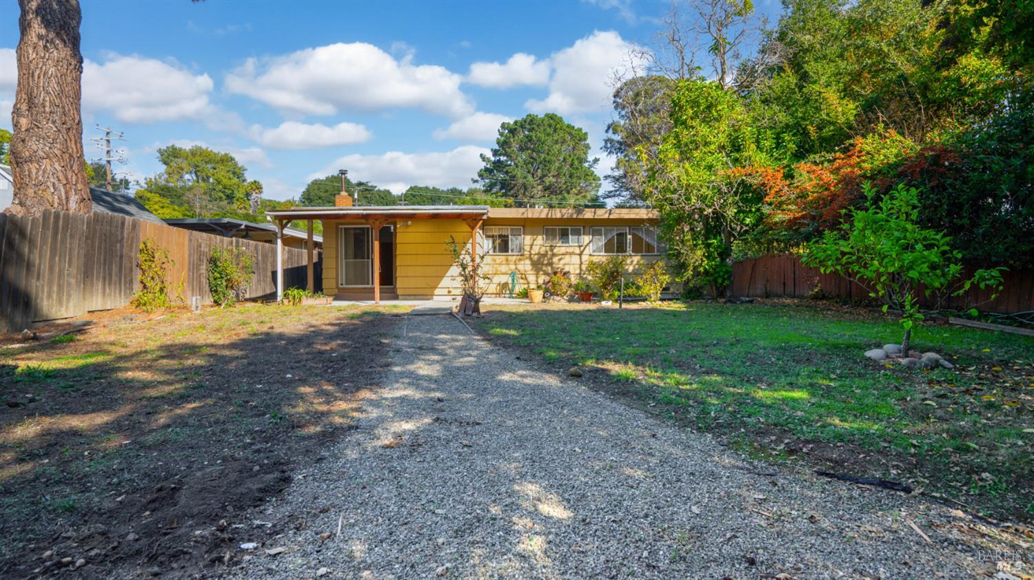 Detail Gallery Image 28 of 30 For 2742 Sheldon Dr, El Sobrante,  CA 94803 - 3 Beds | 2 Baths