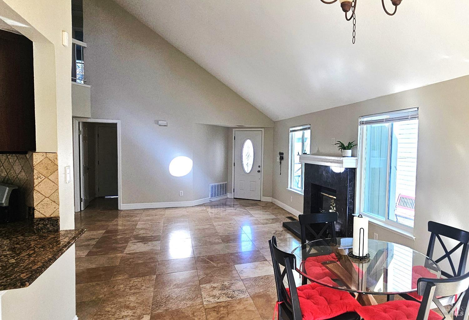 Detail Gallery Image 6 of 32 For 2591 Clipper Ln, Fairfield,  CA 94534 - 4 Beds | 3 Baths