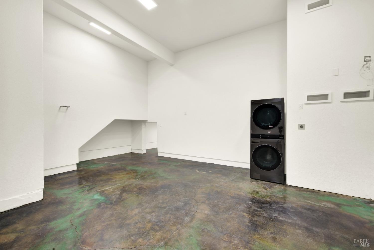 Detail Gallery Image 55 of 75 For 199 Berryessa Dr, Napa,  CA 94558 - 4 Beds | 5/1 Baths