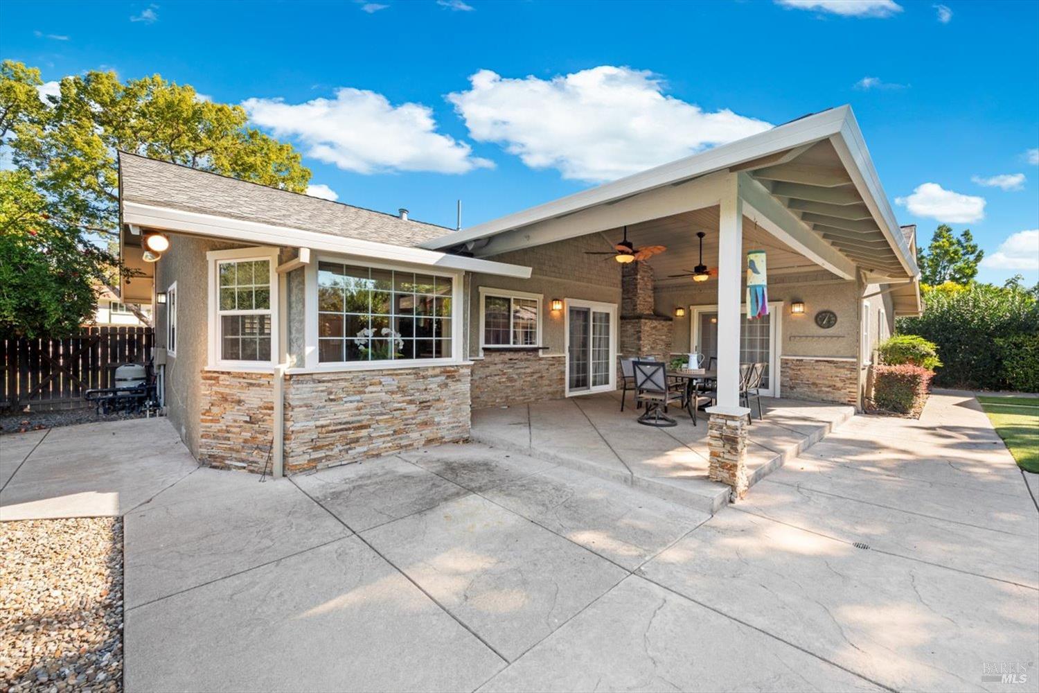 Detail Gallery Image 44 of 68 For 113 Chinook Ct, Vacaville,  CA 95688 - 4 Beds | 2 Baths