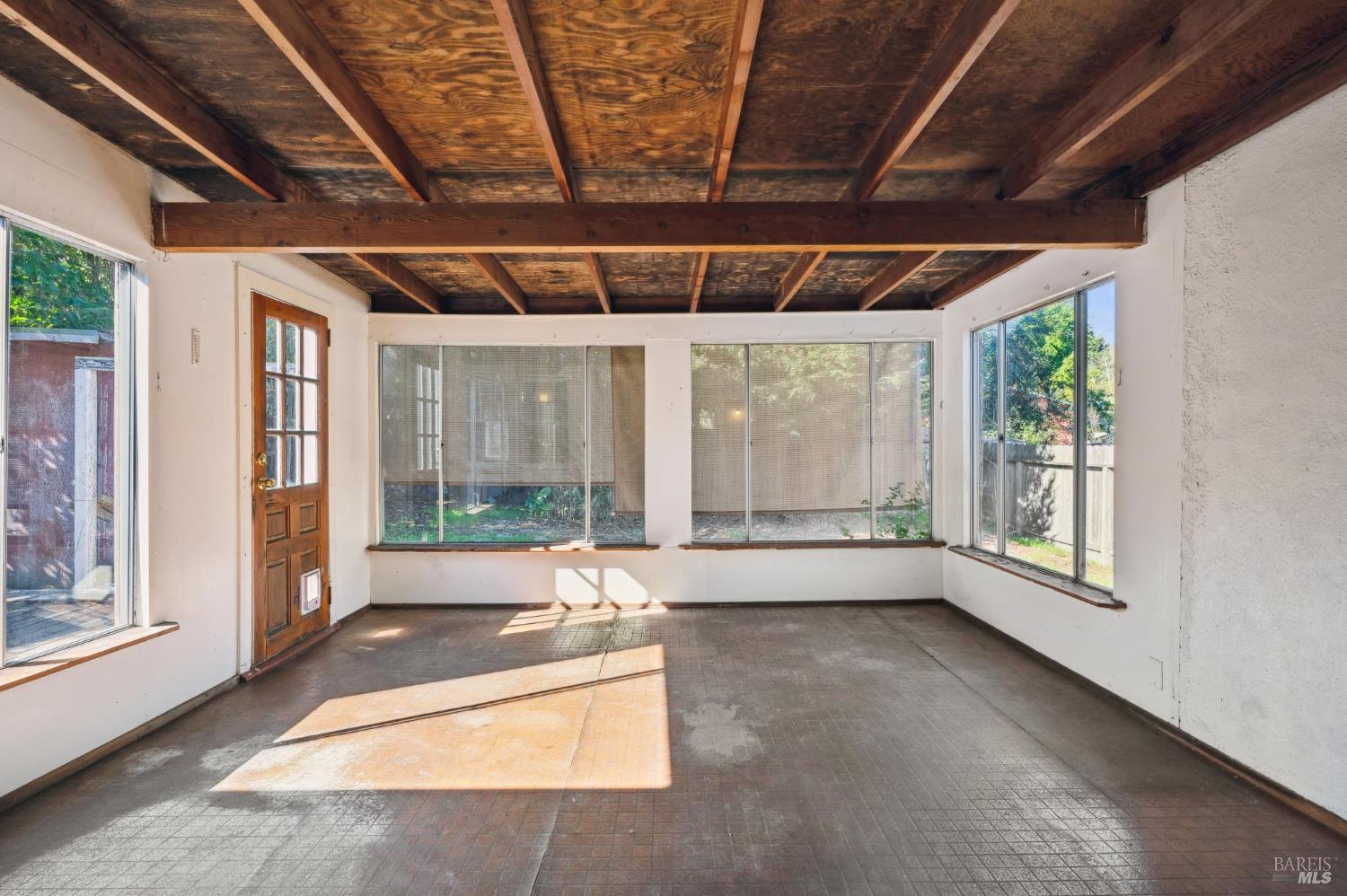 Detail Gallery Image 34 of 48 For 618 Galland St, Petaluma,  CA 94952 - 2 Beds | 1 Baths