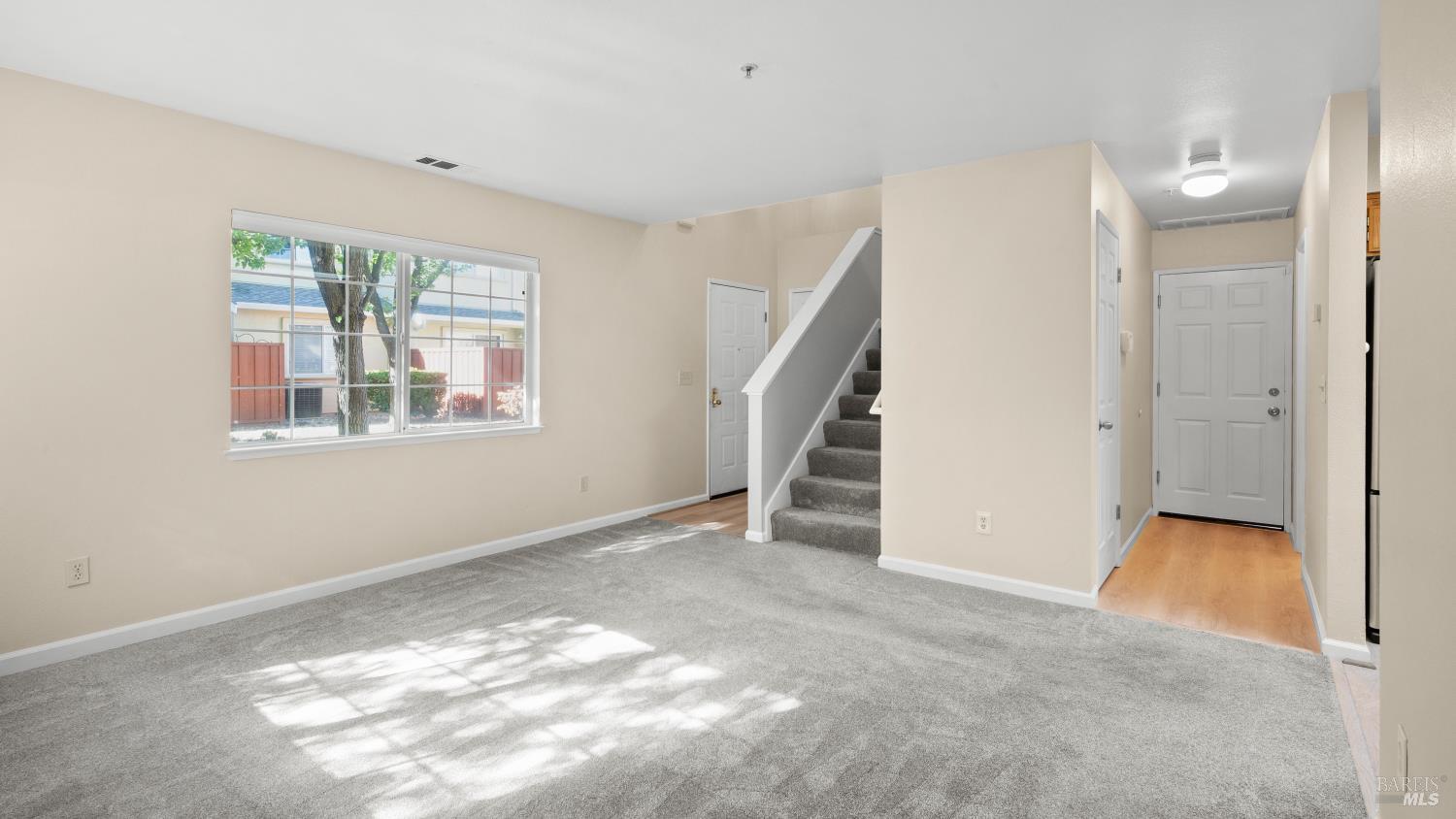 Detail Gallery Image 12 of 38 For 136 Southbridge Ln, Fairfield,  CA 94534 - 3 Beds | 2/1 Baths