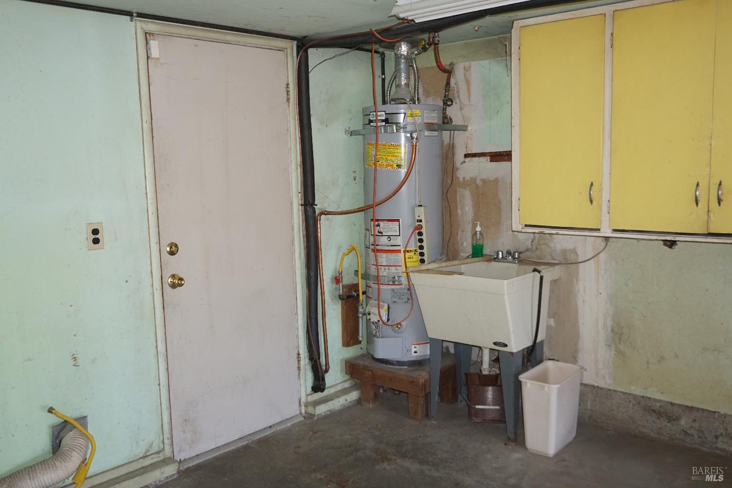 Detail Gallery Image 19 of 23 For 795 Rosewood Ave, Vallejo,  CA 94591 - 3 Beds | 1/1 Baths