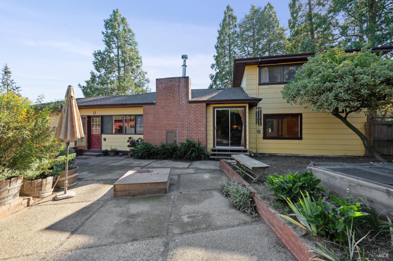 Detail Gallery Image 48 of 66 For 497 Pleasant Hill Rd, Sebastopol,  CA 95472 - 3 Beds | 2/1 Baths