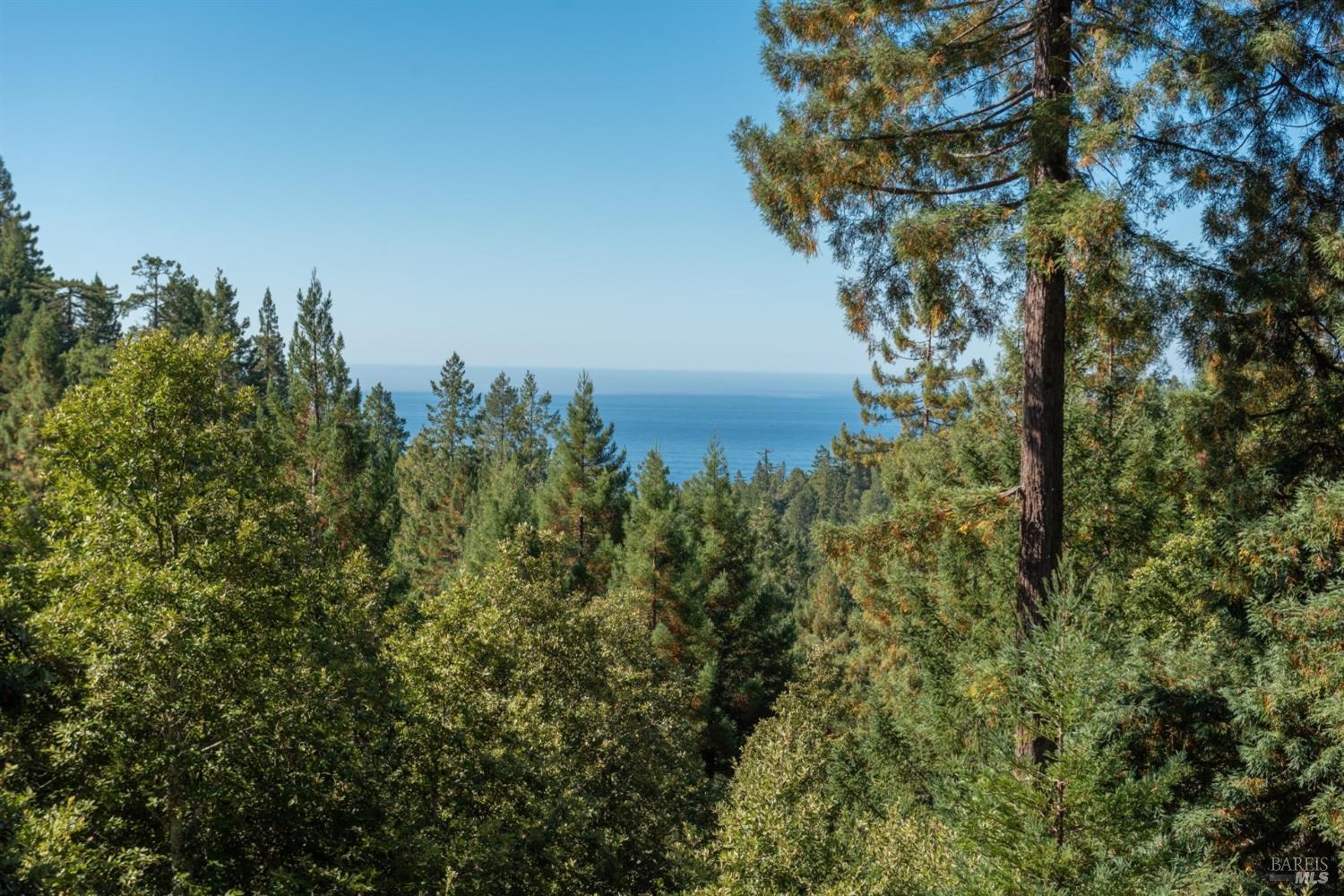 Detail Gallery Image 2 of 34 For 38120 Ocean Ridge Dr, Gualala,  CA 95445 - 2 Beds | 2/1 Baths