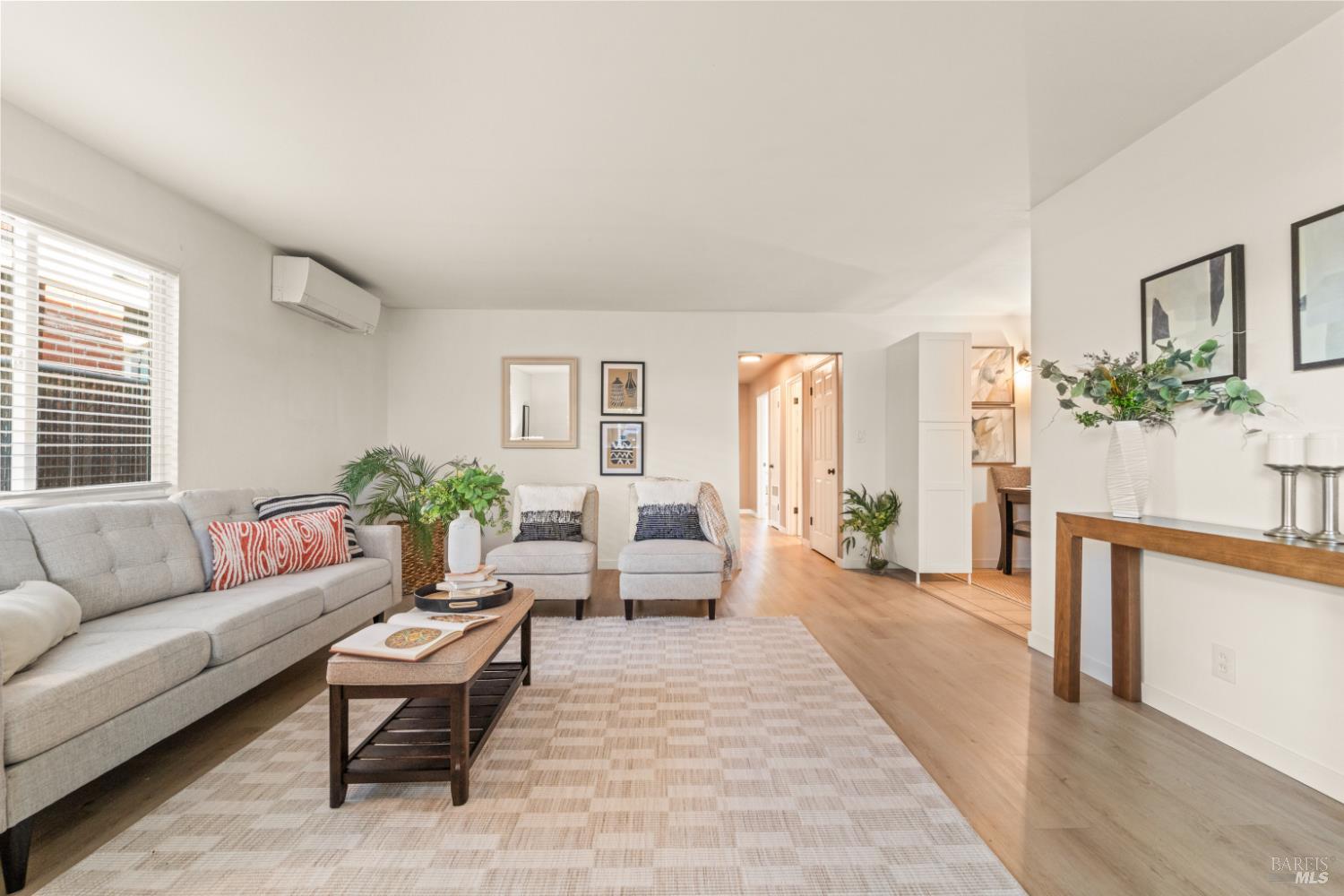 Detail Gallery Image 6 of 39 For 191 Ironwood St, Vacaville,  CA 95688 - 3 Beds | 2 Baths