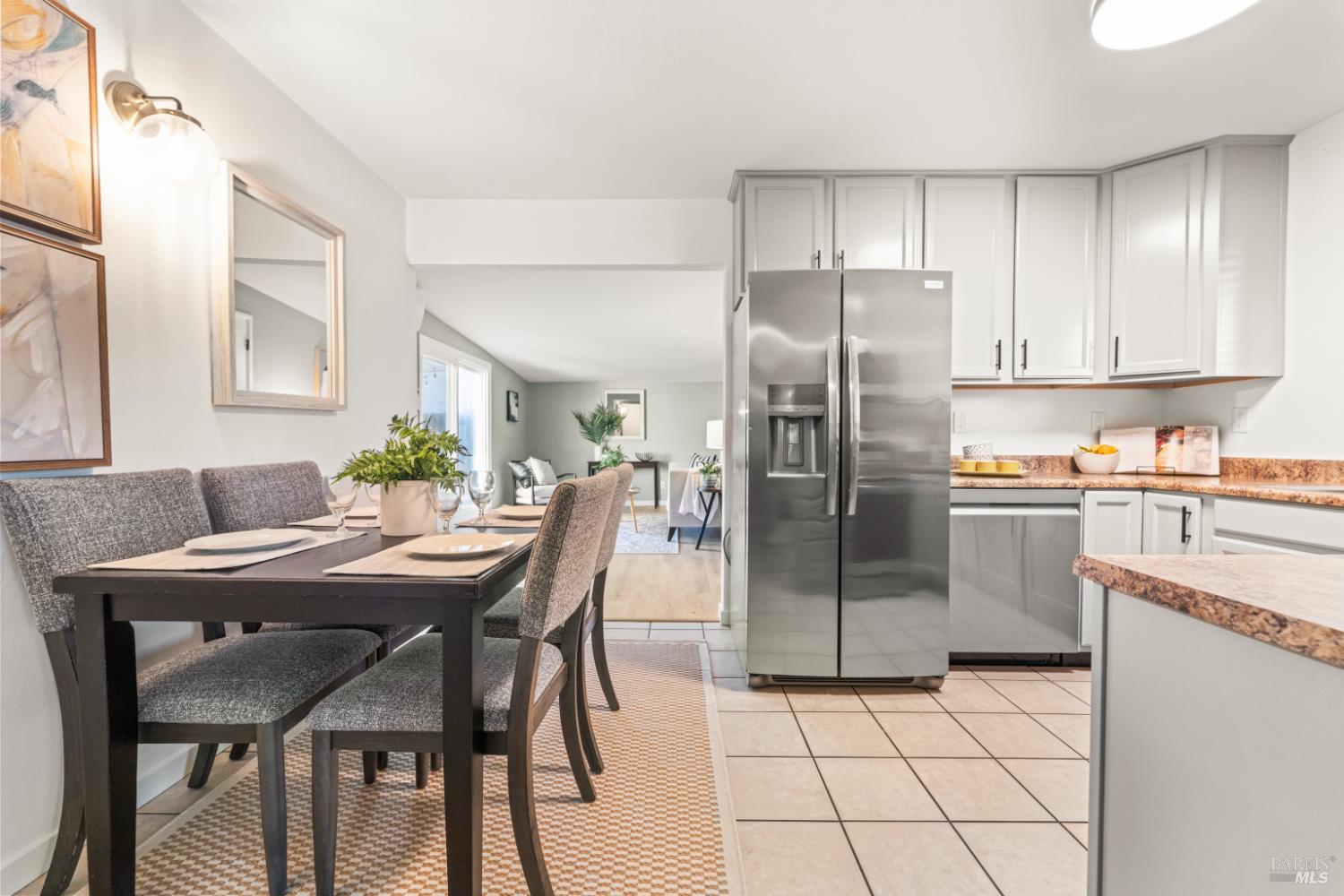 Detail Gallery Image 10 of 39 For 191 Ironwood St, Vacaville,  CA 95688 - 3 Beds | 2 Baths