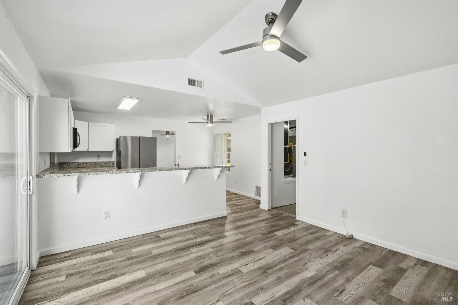 Detail Gallery Image 24 of 51 For 132 Peach St, Vallejo,  CA 94589 - 4 Beds | 2 Baths