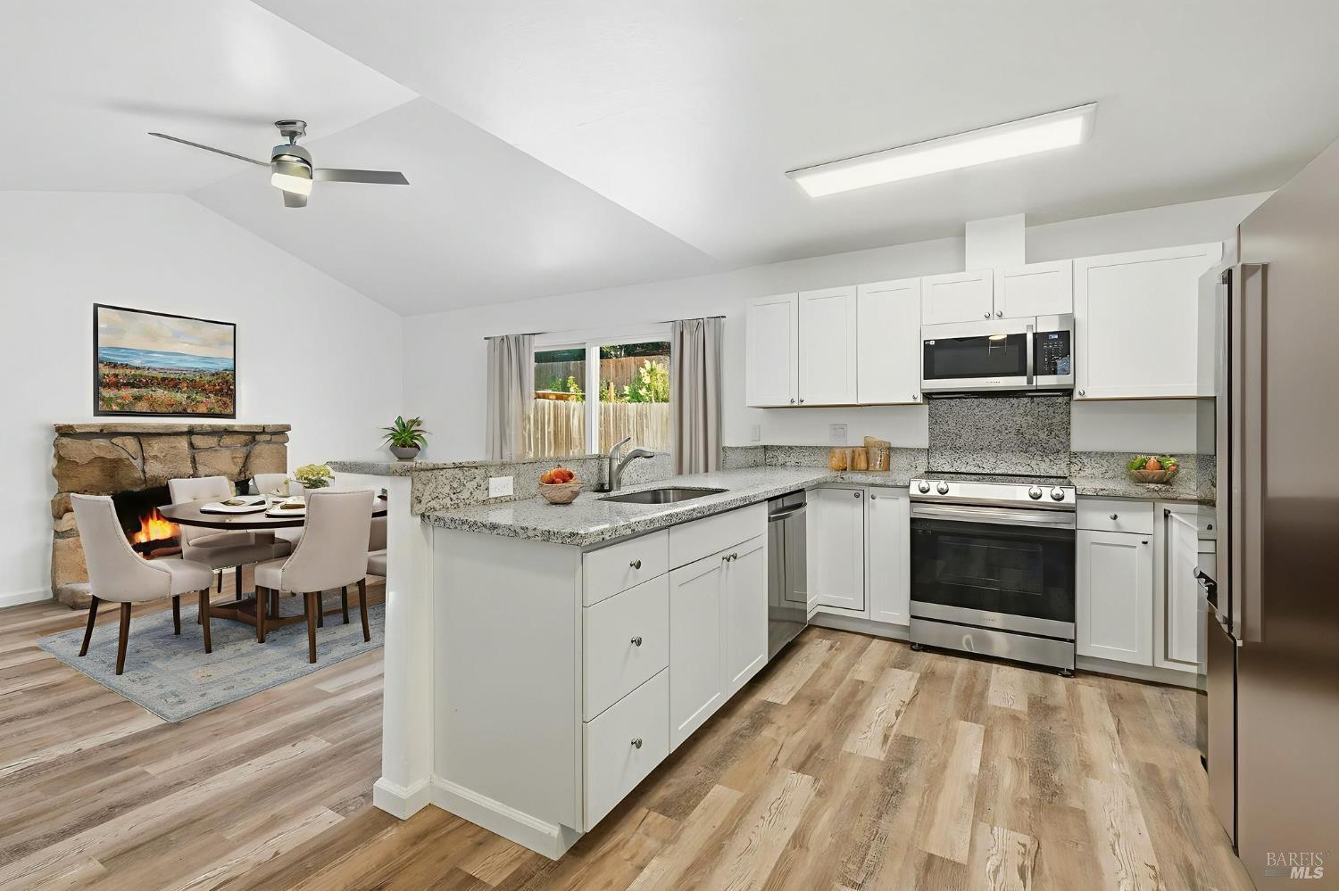 Front Image Thumbnail for BA325095414