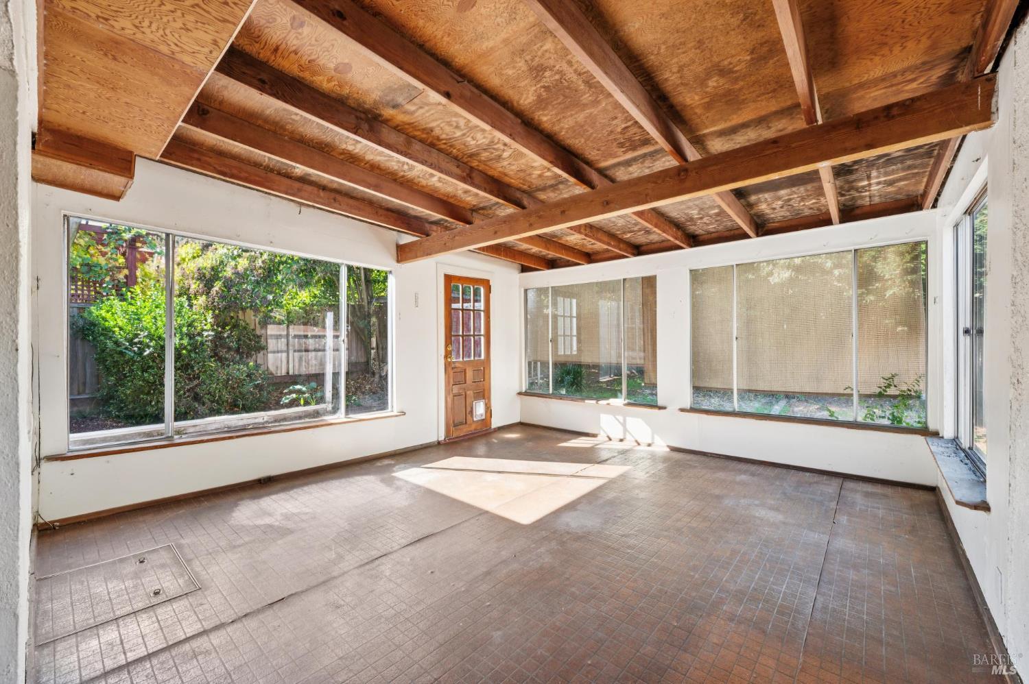 Detail Gallery Image 30 of 48 For 618 Galland St, Petaluma,  CA 94952 - 2 Beds | 1 Baths