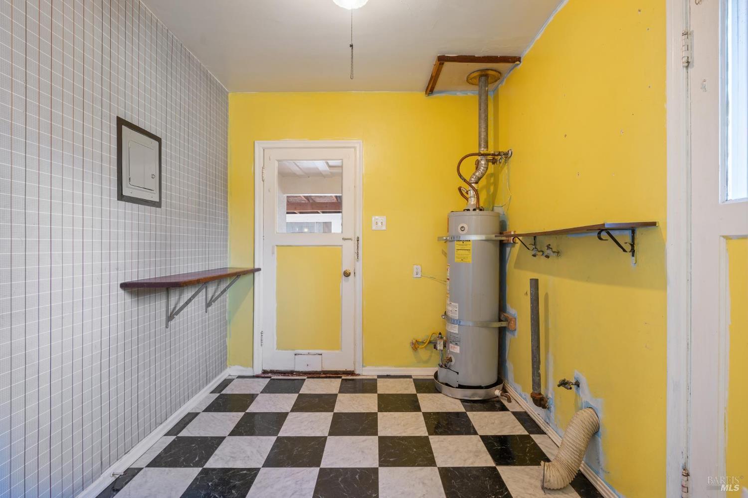 Detail Gallery Image 35 of 48 For 618 Galland St, Petaluma,  CA 94952 - 2 Beds | 1 Baths