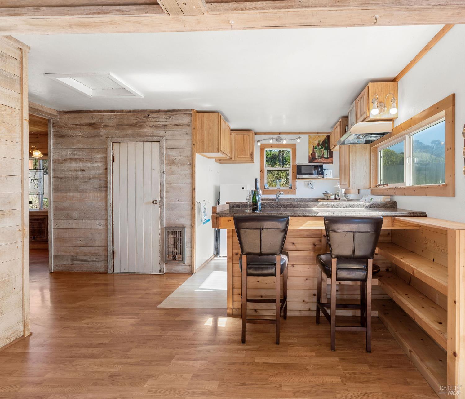 Detail Gallery Image 20 of 28 For 38882 Honey Run Ln, Gualala,  CA 95445 - 1 Beds | 1 Baths