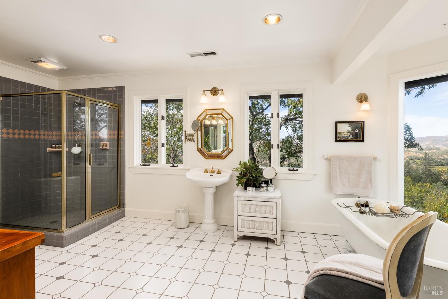 Detail Gallery Image 28 of 31 For 1760 Howell Mountain Rd, Angwin,  CA 94508 - 3 Beds | 2 Baths