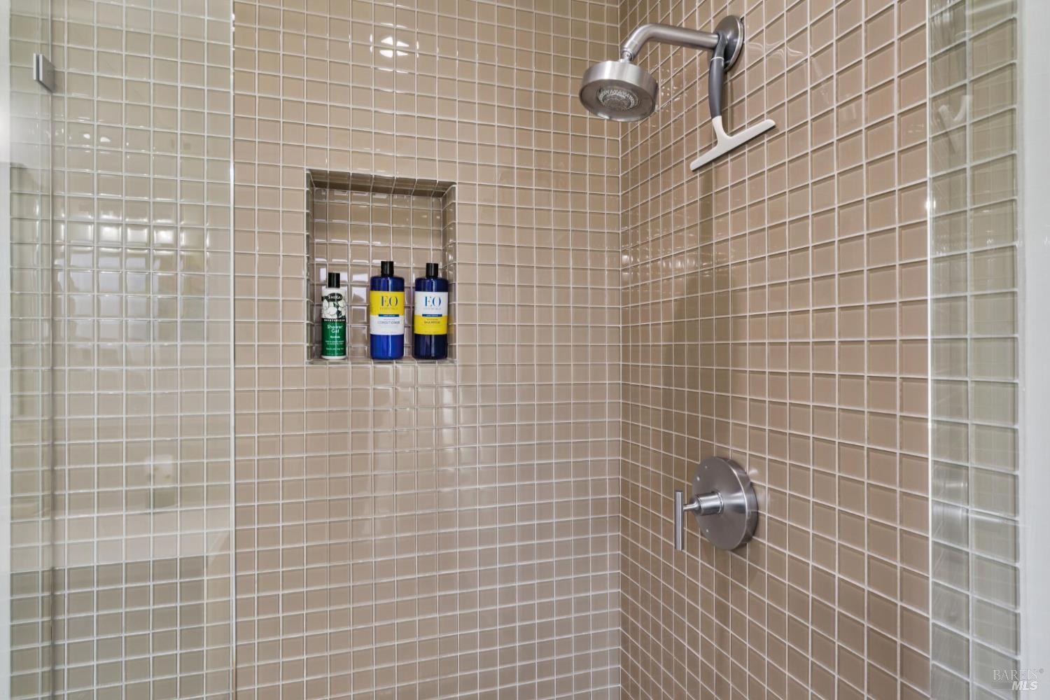 Detail Gallery Image 31 of 50 For 804 Josephine Ln, Healdsburg,  CA 95448 - 3 Beds | 2 Baths