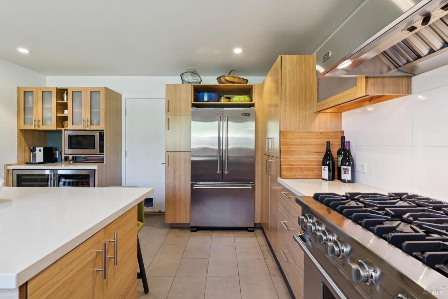 Detail Gallery Image 14 of 50 For 804 Josephine Ln, Healdsburg,  CA 95448 - 3 Beds | 2 Baths