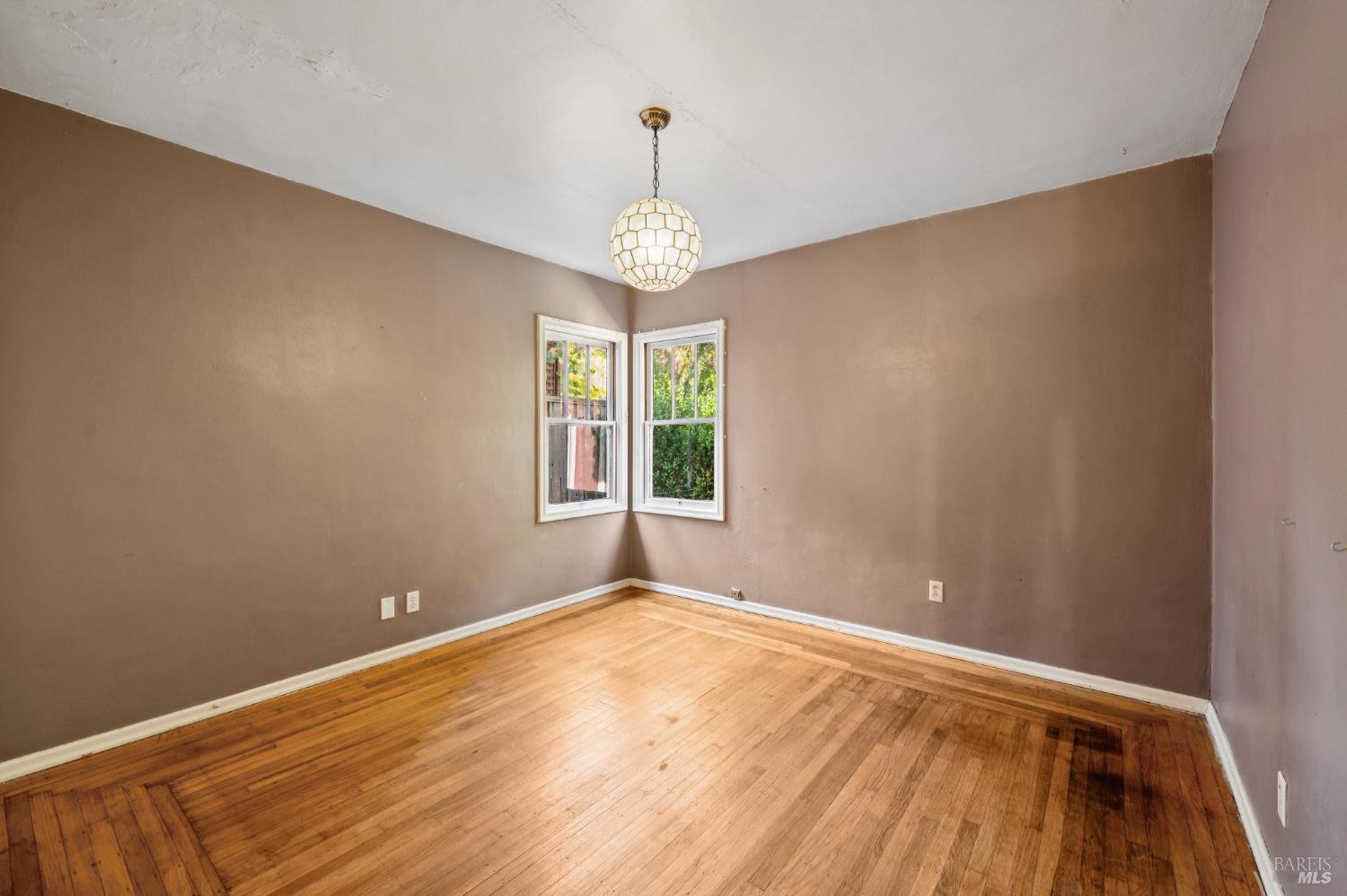 Detail Gallery Image 25 of 48 For 618 Galland St, Petaluma,  CA 94952 - 2 Beds | 1 Baths