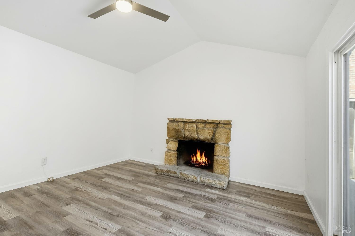 Detail Gallery Image 21 of 51 For 132 Peach St, Vallejo,  CA 94589 - 4 Beds | 2 Baths