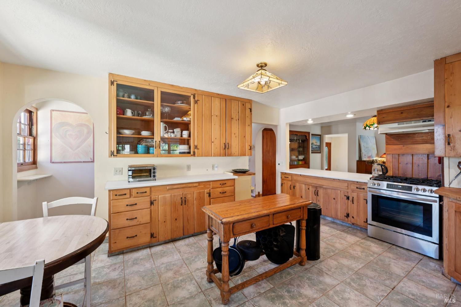 Detail Gallery Image 8 of 66 For 497 Pleasant Hill Rd, Sebastopol,  CA 95472 - 3 Beds | 2/1 Baths