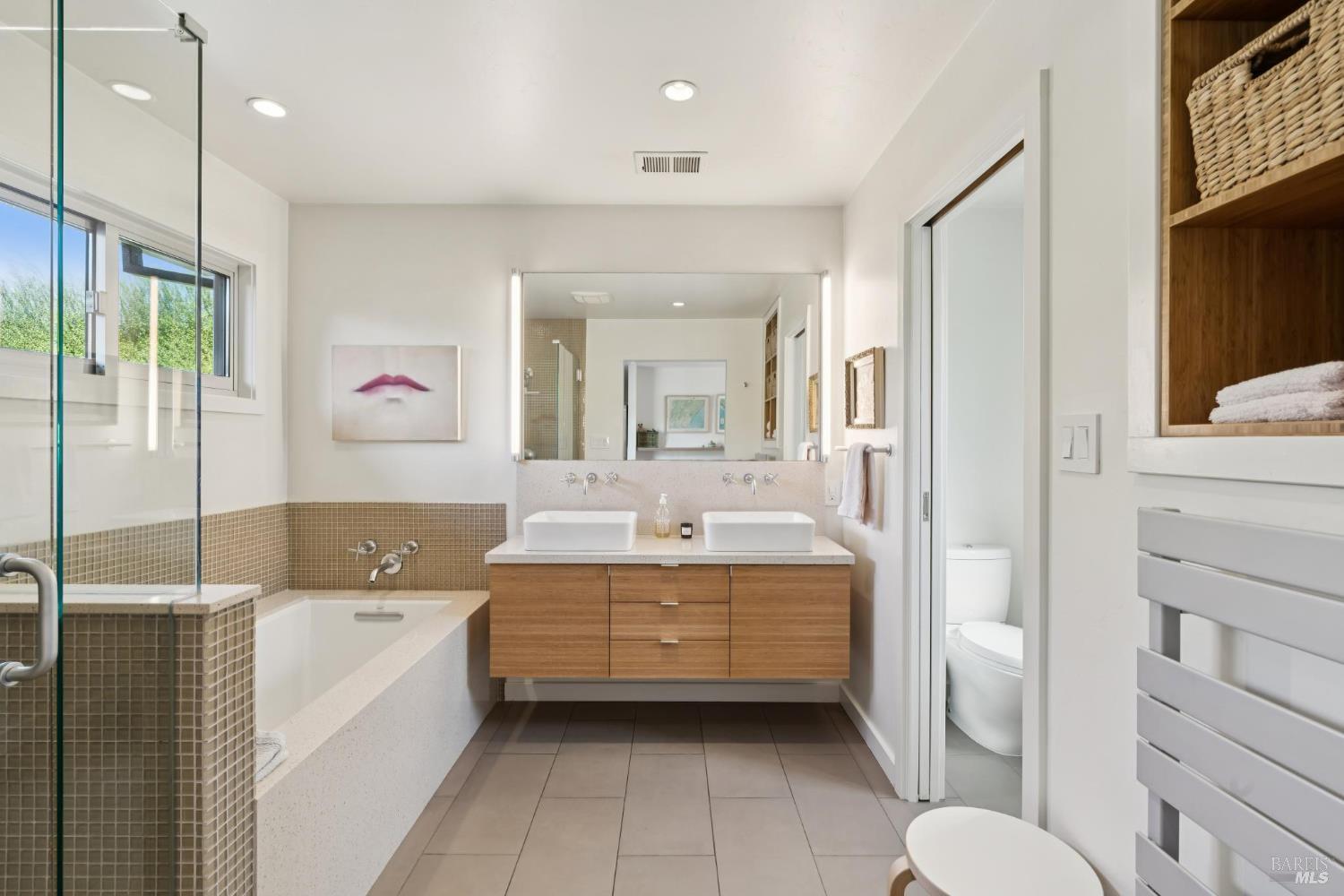 Detail Gallery Image 37 of 50 For 804 Josephine Ln, Healdsburg,  CA 95448 - 3 Beds | 2 Baths