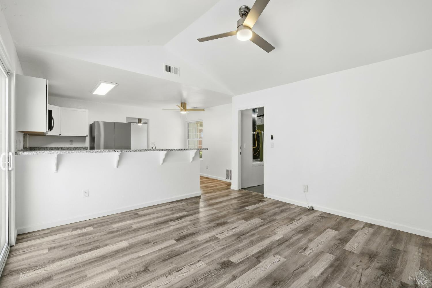 Detail Gallery Image 20 of 51 For 132 Peach St, Vallejo,  CA 94589 - 4 Beds | 2 Baths