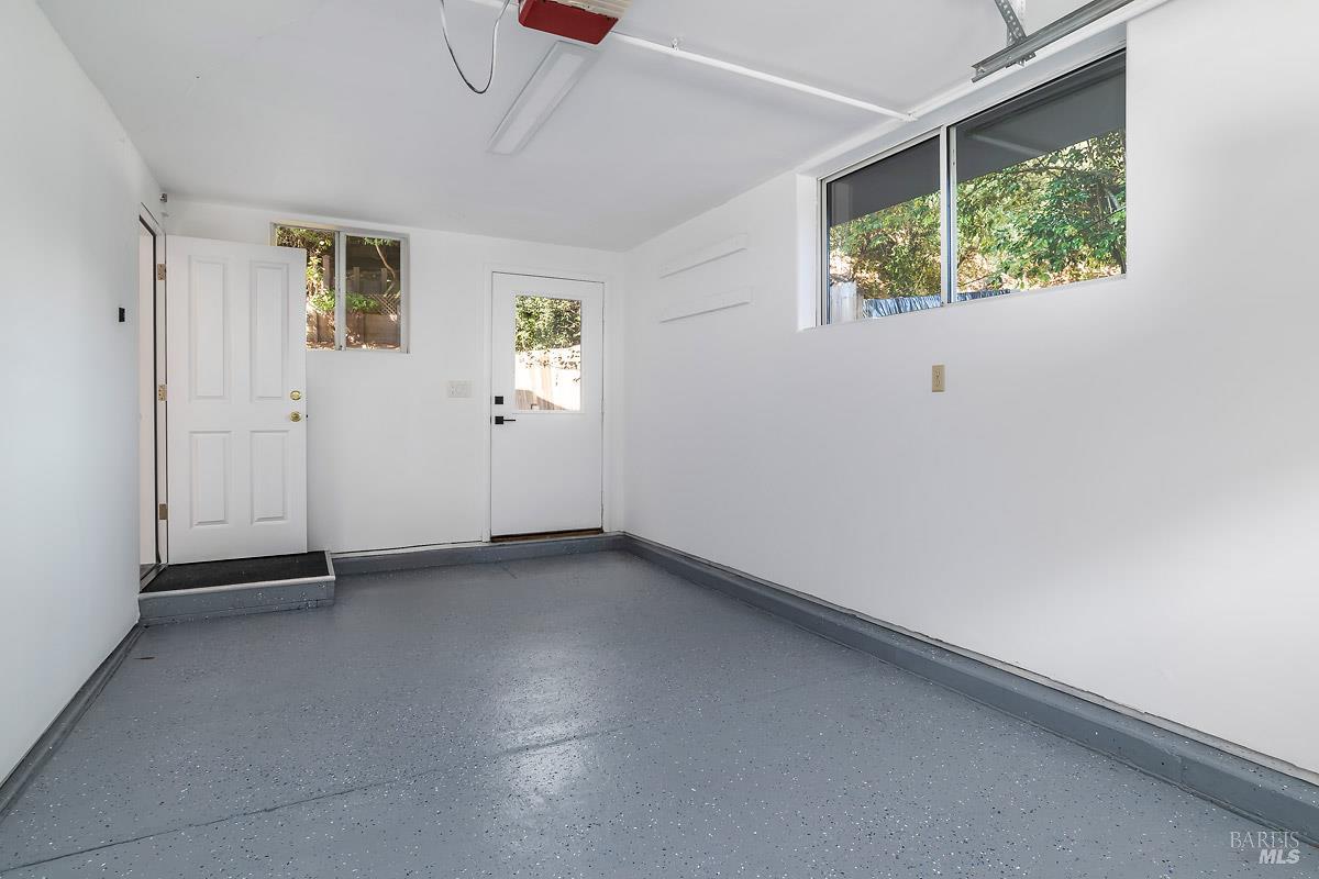 Detail Gallery Image 32 of 34 For 60 Wood Ln, Fairfax,  CA 94930 - 3 Beds | 2/1 Baths