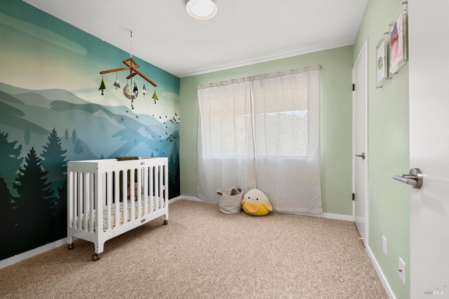Detail Gallery Image 12 of 22 For 119 Arlene Ter, San Rafael,  CA 94903 - 3 Beds | 2/1 Baths