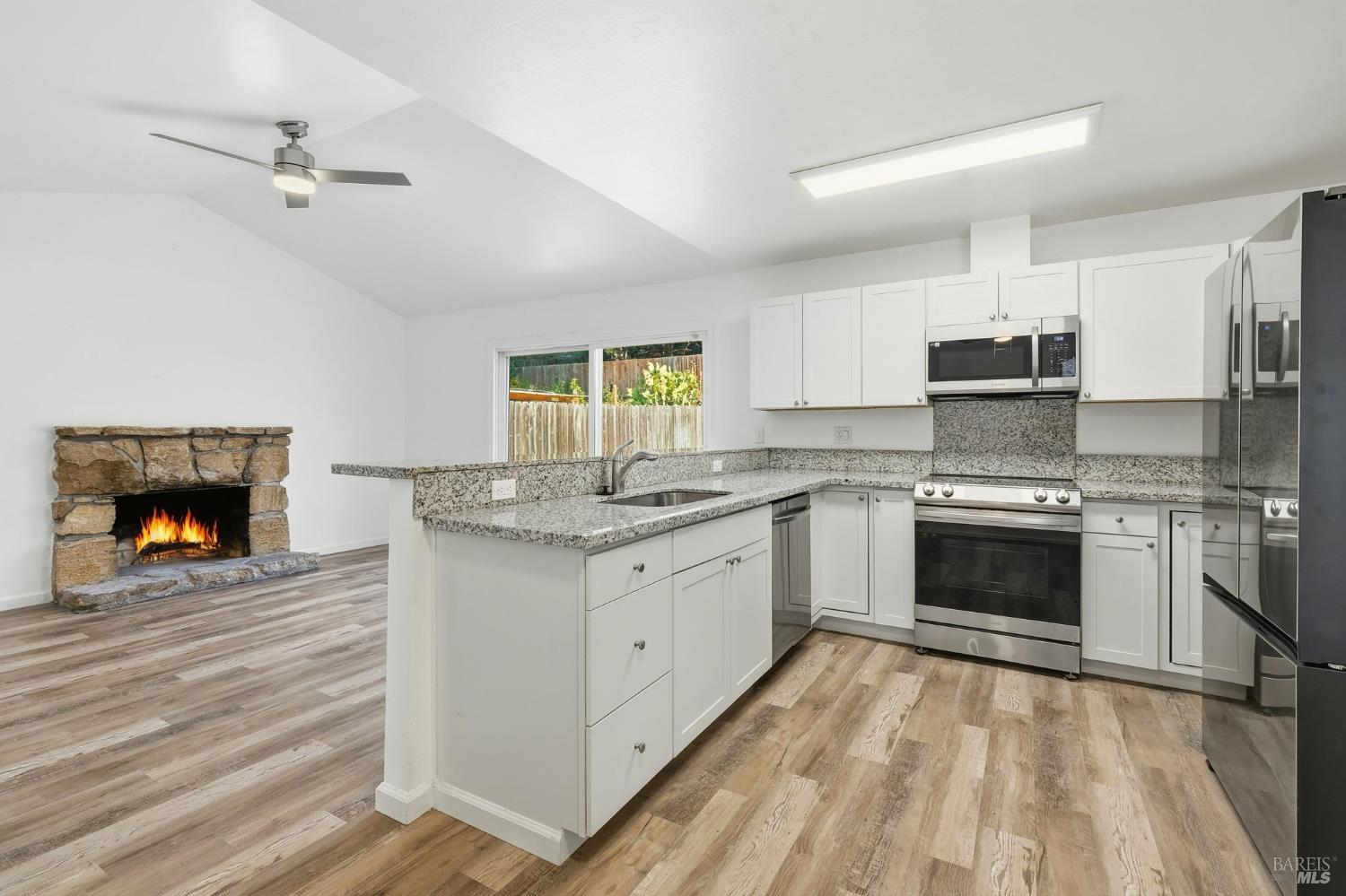 Detail Gallery Image 25 of 51 For 132 Peach St, Vallejo,  CA 94589 - 4 Beds | 2 Baths