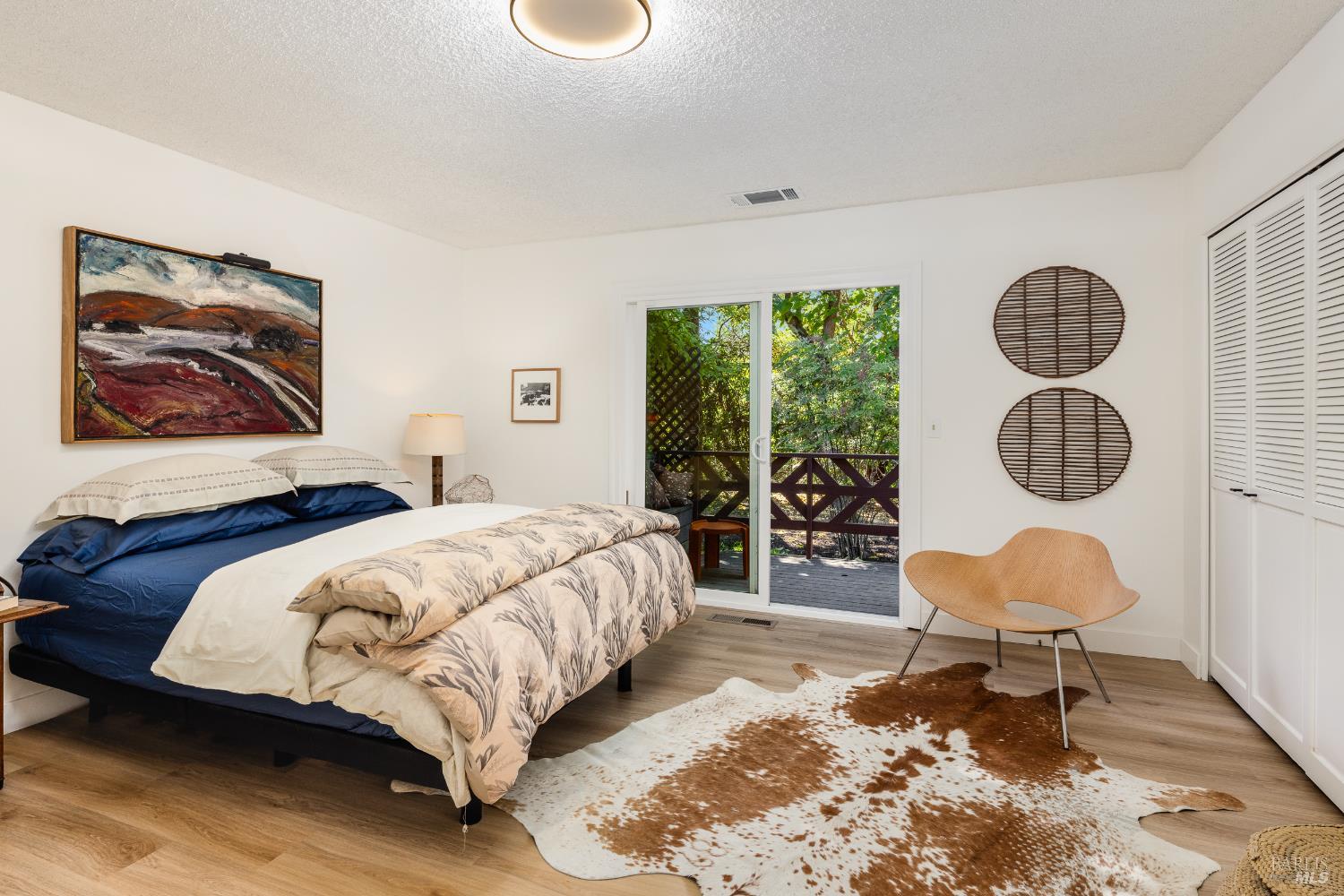 Detail Gallery Image 10 of 22 For 1970 Neotomas Ave, Santa Rosa,  CA 95405 - 3 Beds | 2 Baths