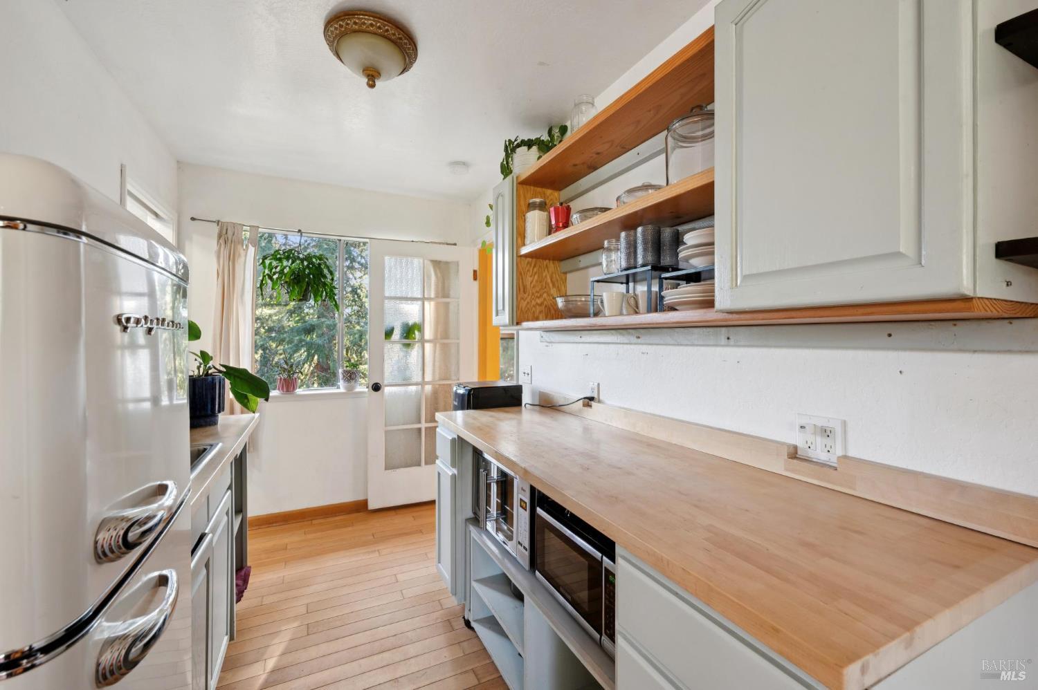 Detail Gallery Image 41 of 66 For 497 Pleasant Hill Rd, Sebastopol,  CA 95472 - 3 Beds | 2/1 Baths