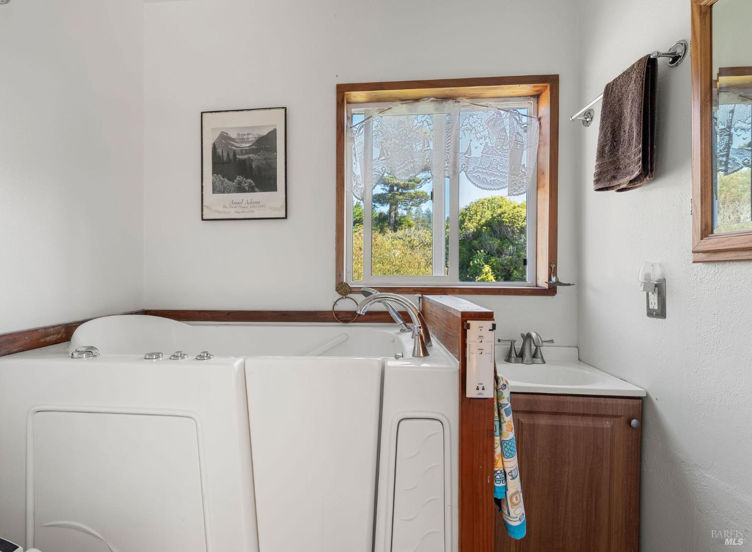 Detail Gallery Image 25 of 28 For 38882 Honey Run Ln, Gualala,  CA 95445 - 1 Beds | 1 Baths