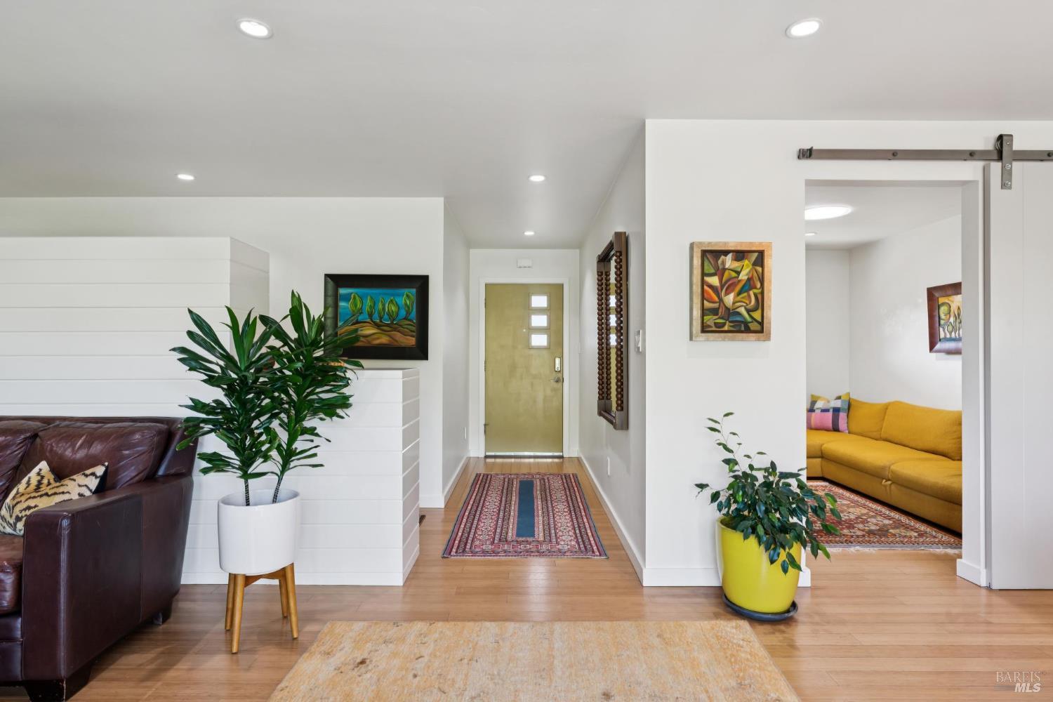 Detail Gallery Image 6 of 50 For 804 Josephine Ln, Healdsburg,  CA 95448 - 3 Beds | 2 Baths