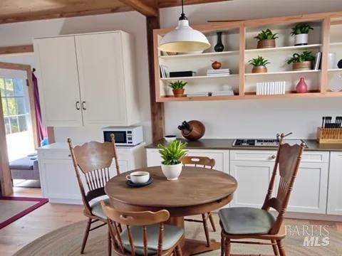 Detail Gallery Image 8 of 20 For 5700 High Point Rd, Willits,  CA 95490 - 1 Beds | 1 Baths