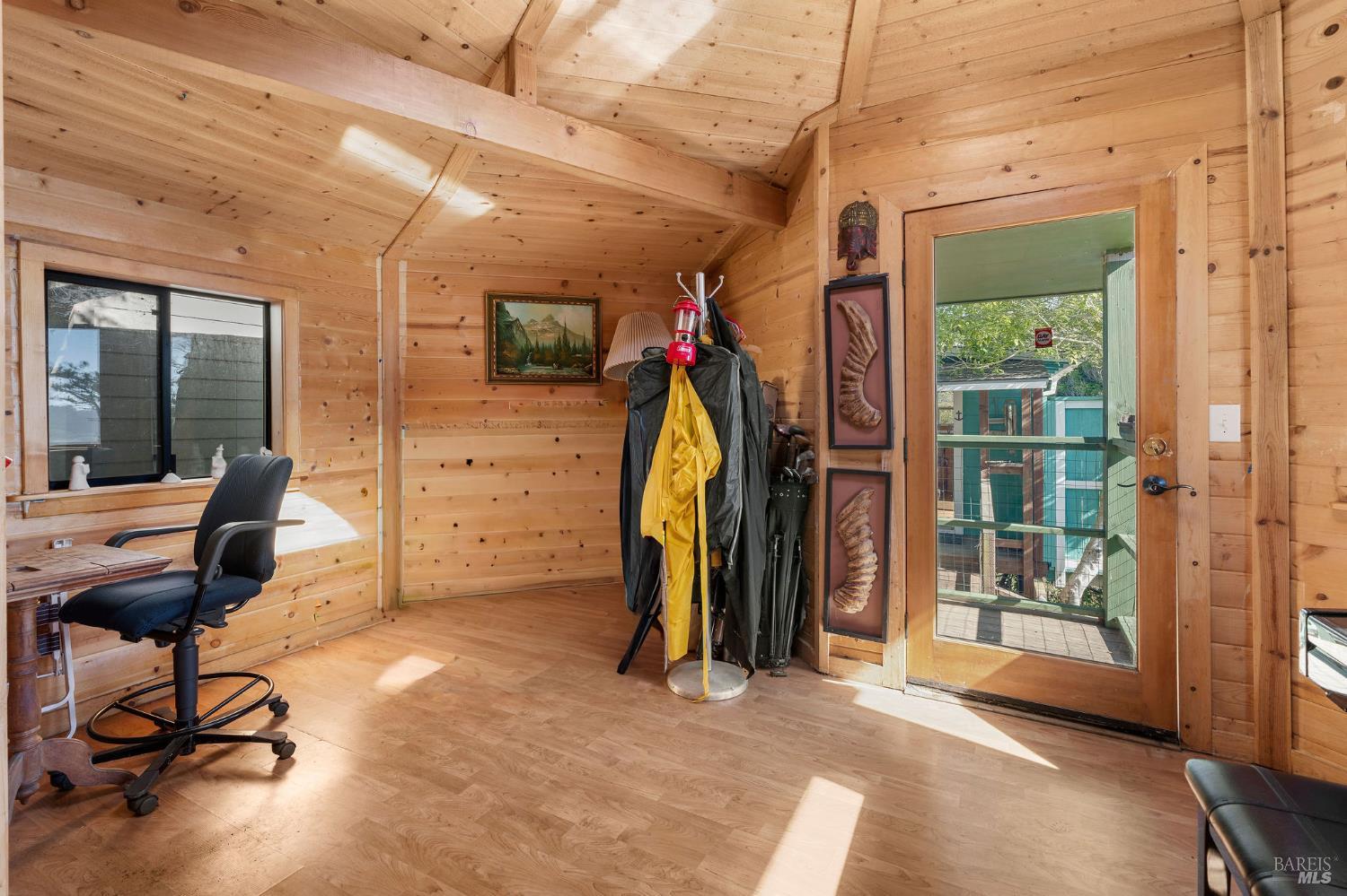 Detail Gallery Image 26 of 28 For 38882 Honey Run Ln, Gualala,  CA 95445 - 1 Beds | 1 Baths