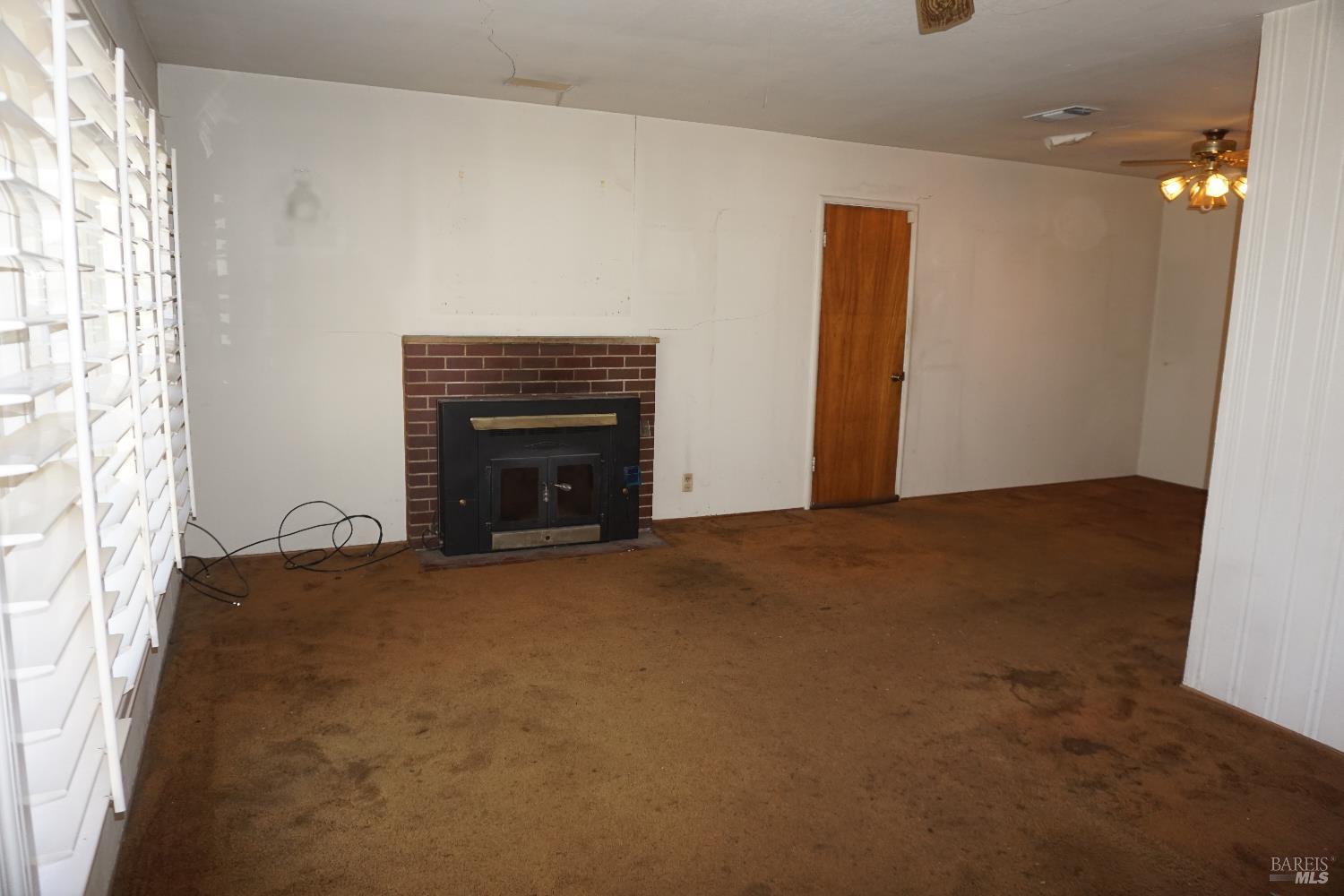 Detail Gallery Image 5 of 23 For 795 Rosewood Ave, Vallejo,  CA 94591 - 3 Beds | 1/1 Baths