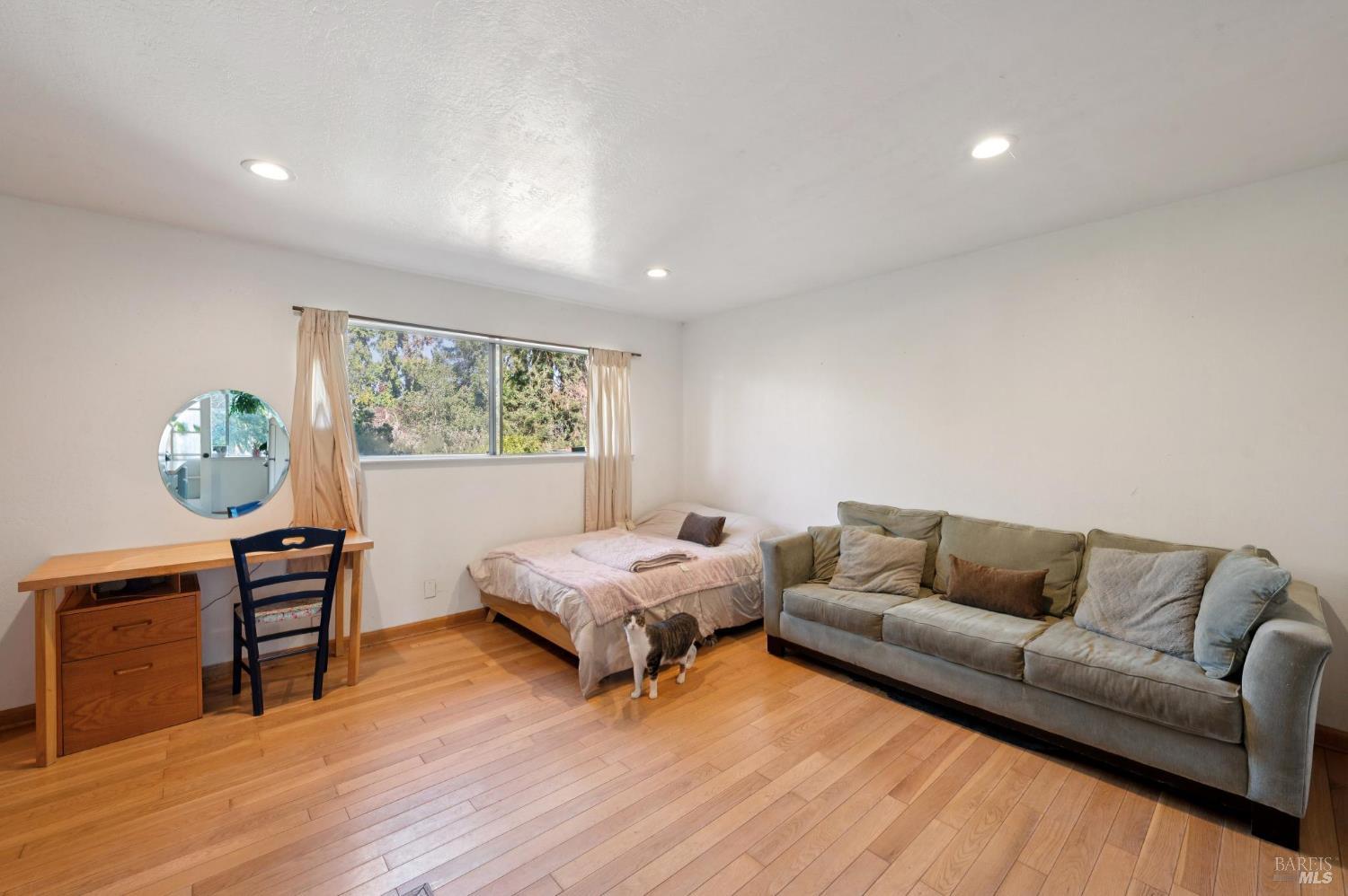 Detail Gallery Image 42 of 66 For 497 Pleasant Hill Rd, Sebastopol,  CA 95472 - 3 Beds | 2/1 Baths