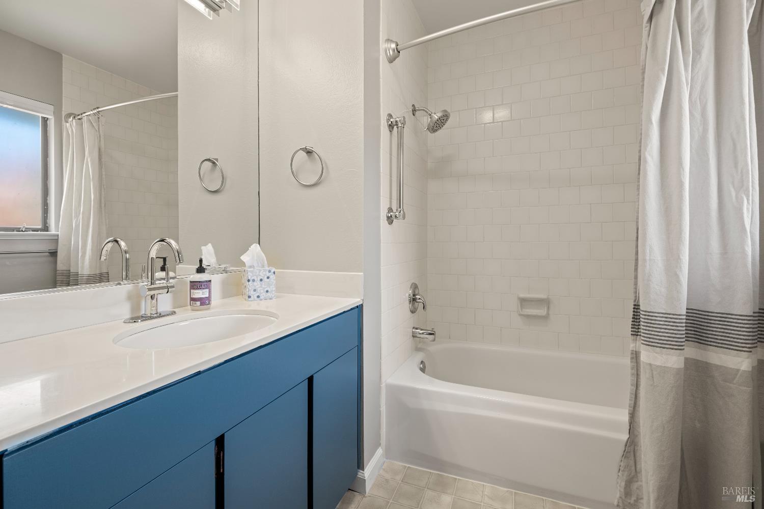 Detail Gallery Image 18 of 22 For 119 Arlene Ter, San Rafael,  CA 94903 - 3 Beds | 2/1 Baths