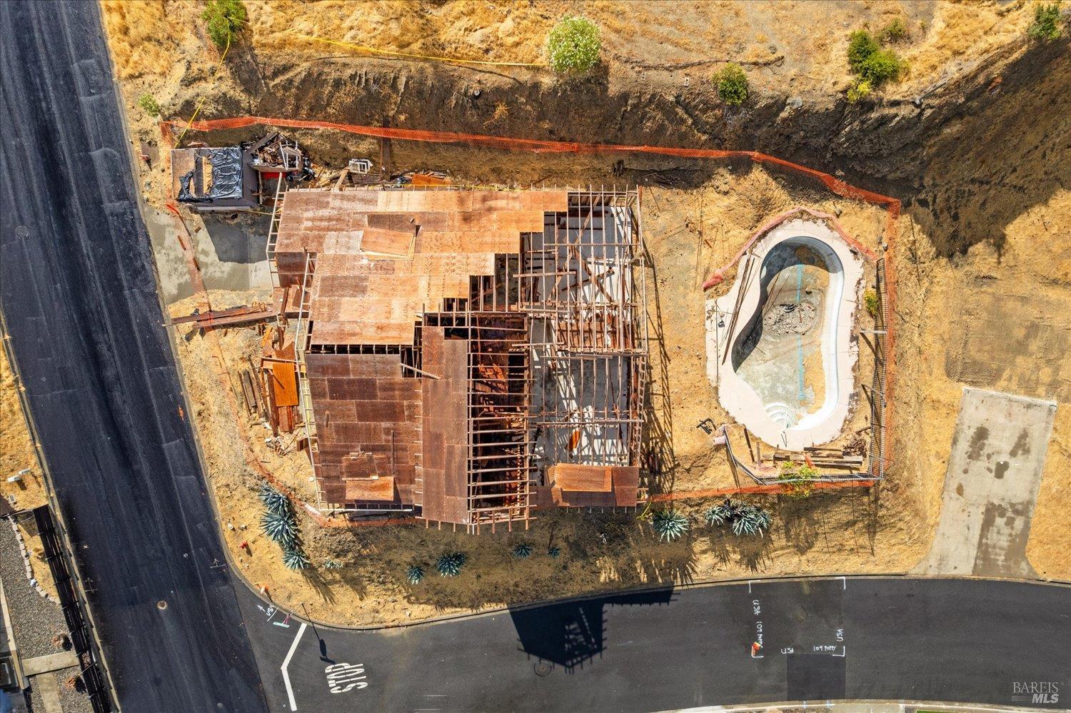 Detail Gallery Image 6 of 26 For 1061 Rimrock Dr, Napa,  CA 94558 - – Beds | – Baths