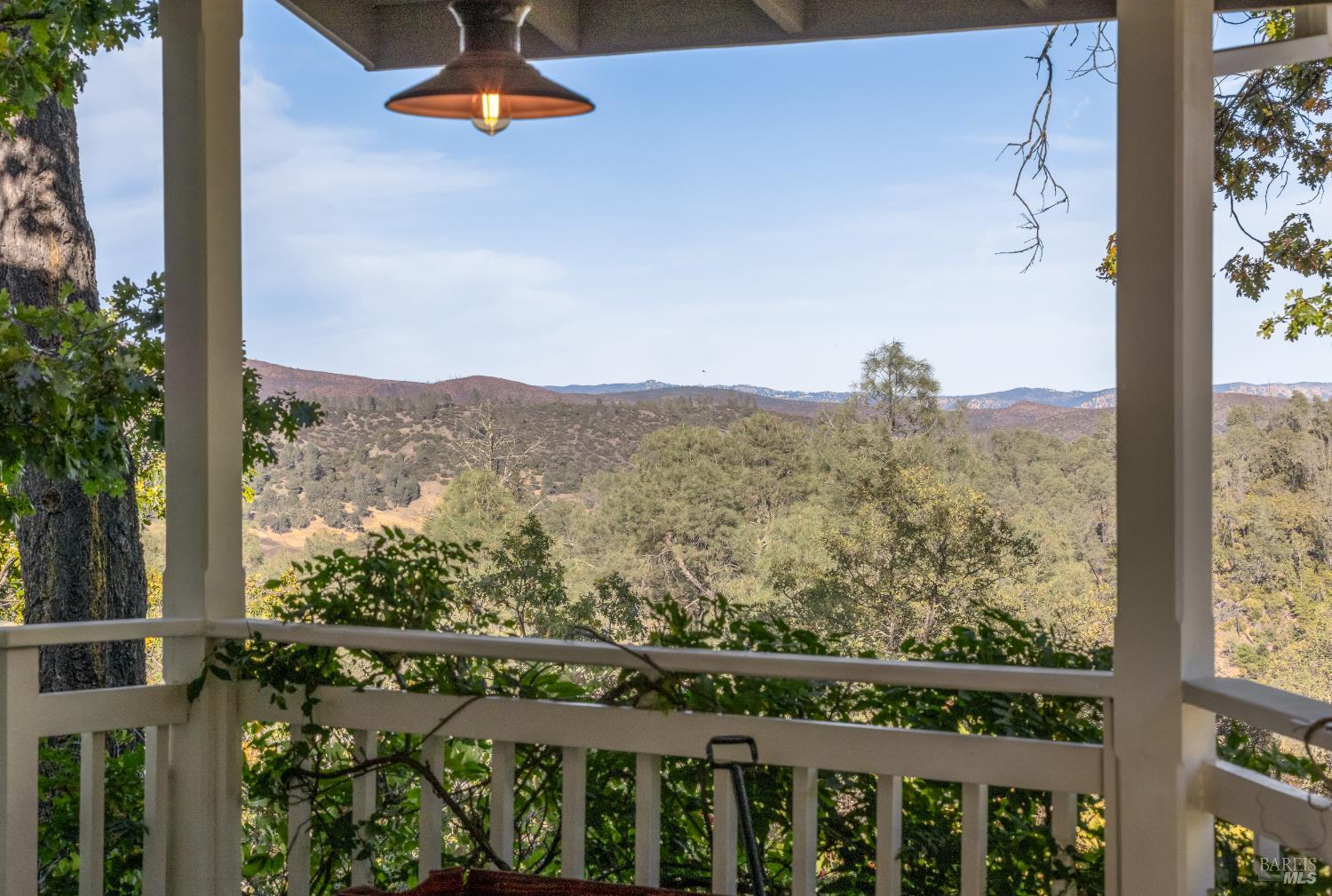 Detail Gallery Image 5 of 31 For 1760 Howell Mountain Rd, Angwin,  CA 94508 - 3 Beds | 2 Baths