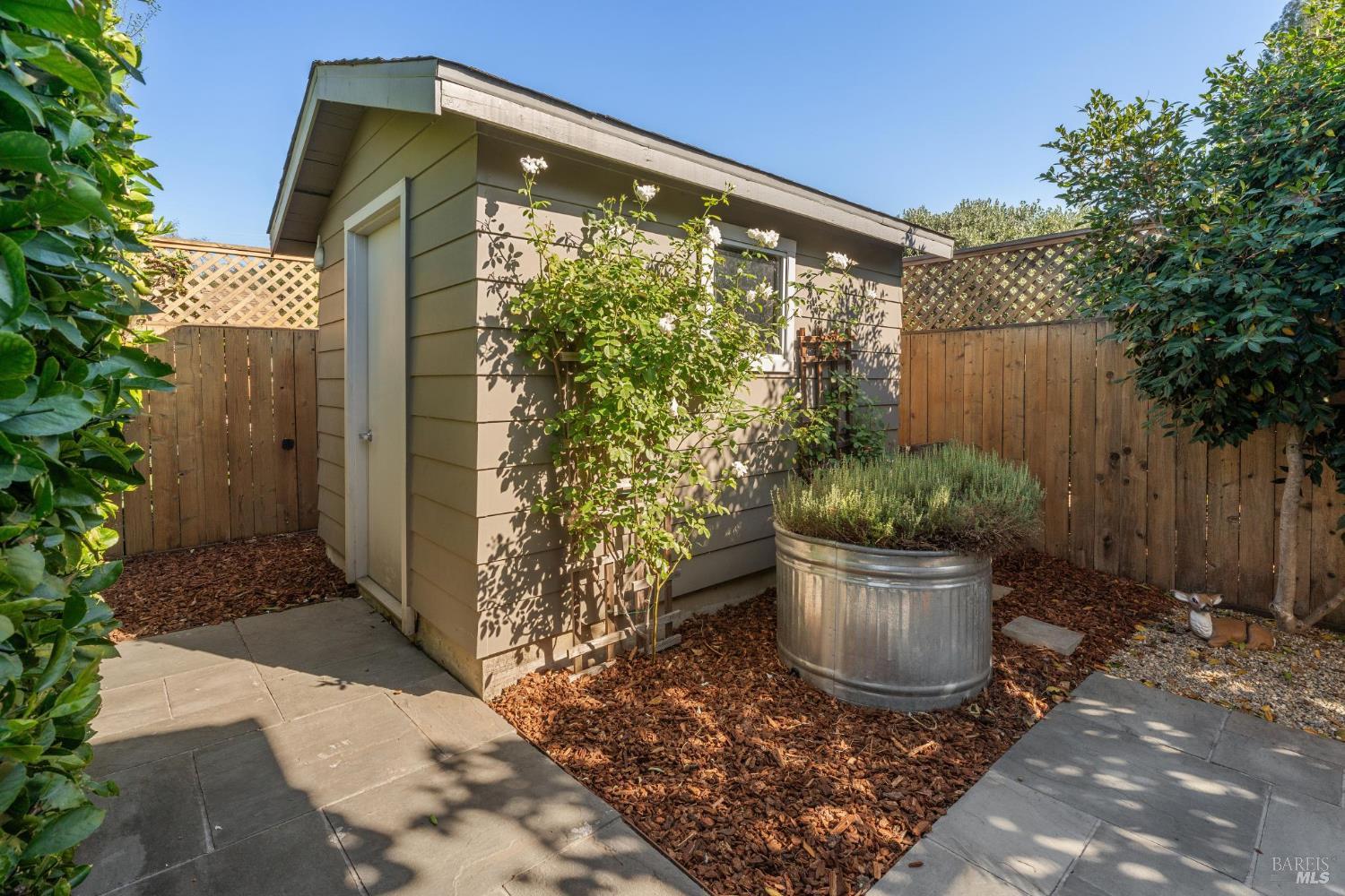 Detail Gallery Image 46 of 50 For 804 Josephine Ln, Healdsburg,  CA 95448 - 3 Beds | 2 Baths