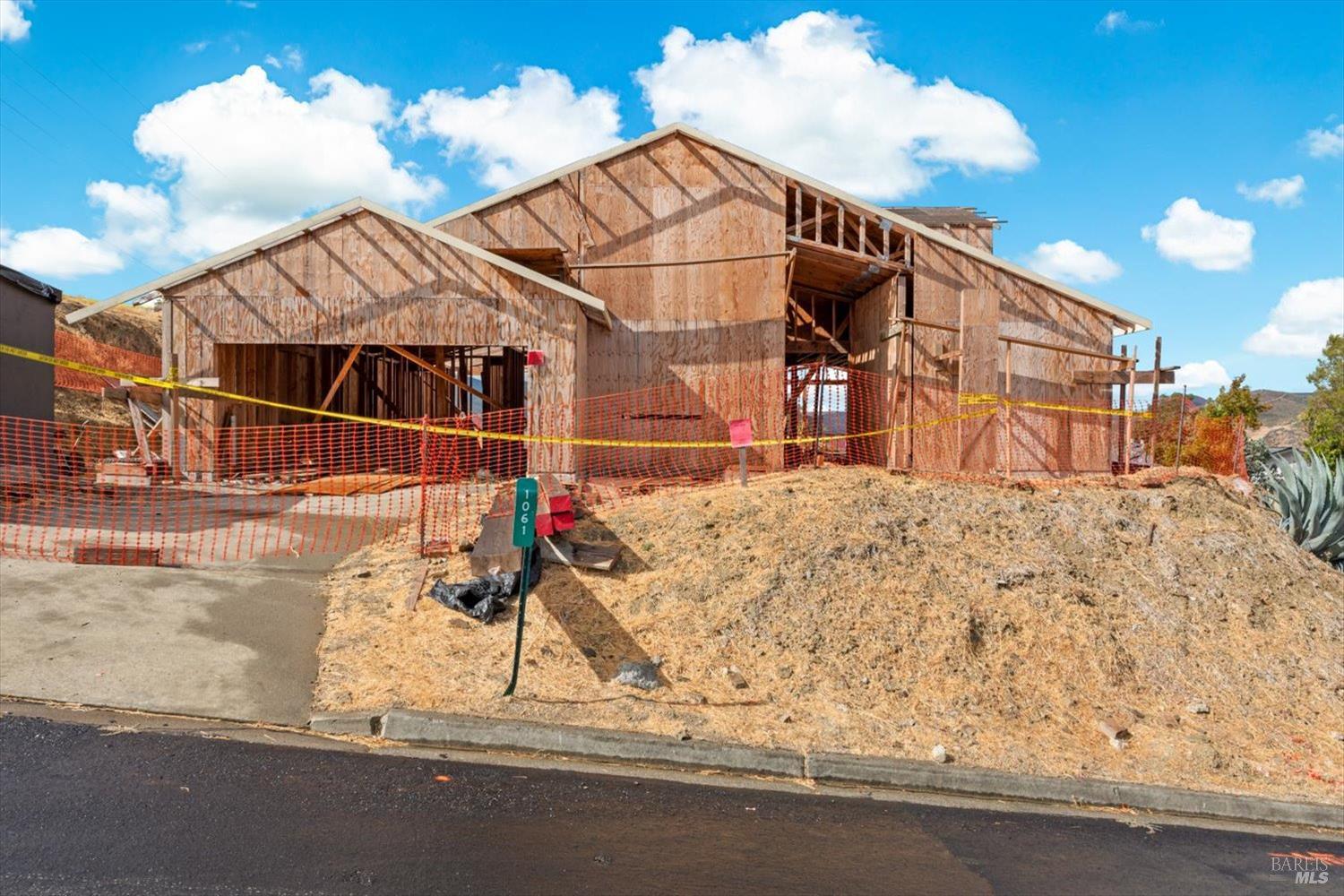 Detail Gallery Image 7 of 26 For 1061 Rimrock Dr, Napa,  CA 94558 - – Beds | – Baths