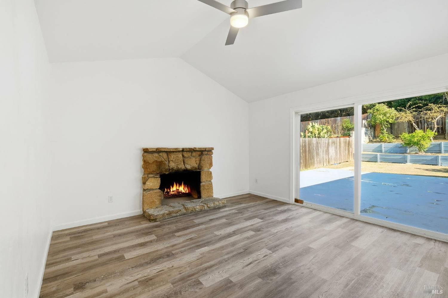 Detail Gallery Image 23 of 51 For 132 Peach St, Vallejo,  CA 94589 - 4 Beds | 2 Baths