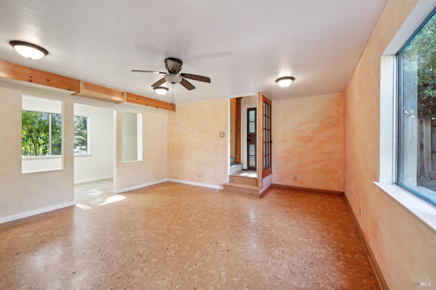 Detail Gallery Image 26 of 66 For 497 Pleasant Hill Rd, Sebastopol,  CA 95472 - 3 Beds | 2/1 Baths